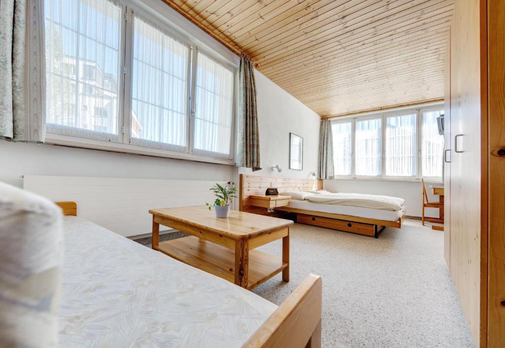 Hotel Quellenhof Arosa Quarto foto
